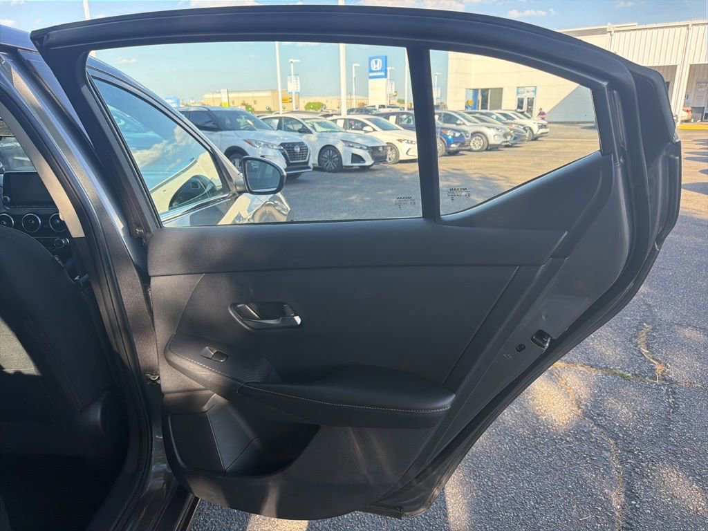 Used 2023 Nissan Sentra SV image 25