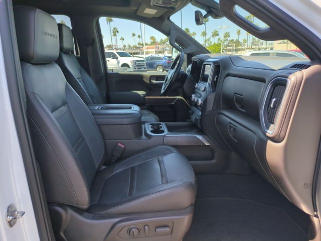 Used 2021 GMC Sierra 3500 Denali w/ Denali Ultimate Package AWD/4WD image 22