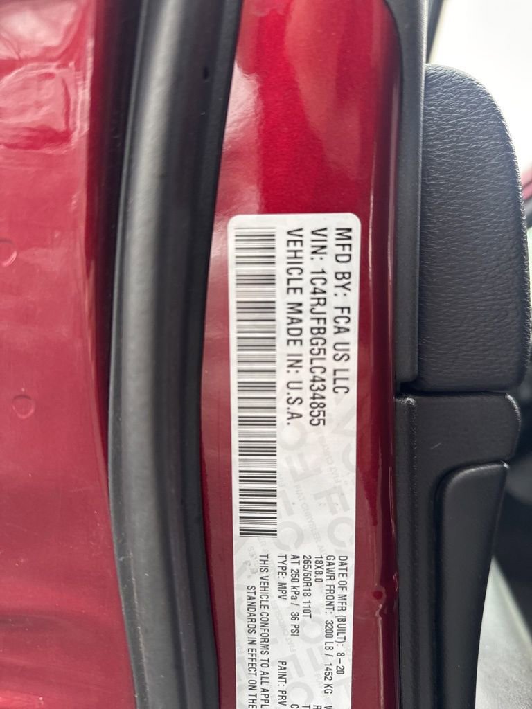 Used 2020 Jeep Grand Cherokee Limited image 23