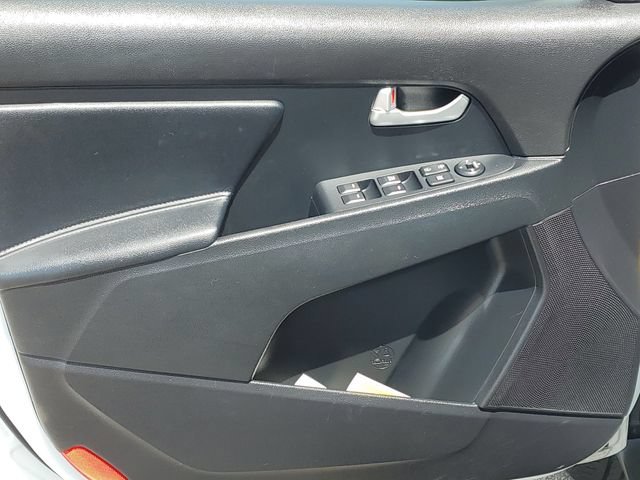 Used 2015 Kia Sportage LX FWD image 18