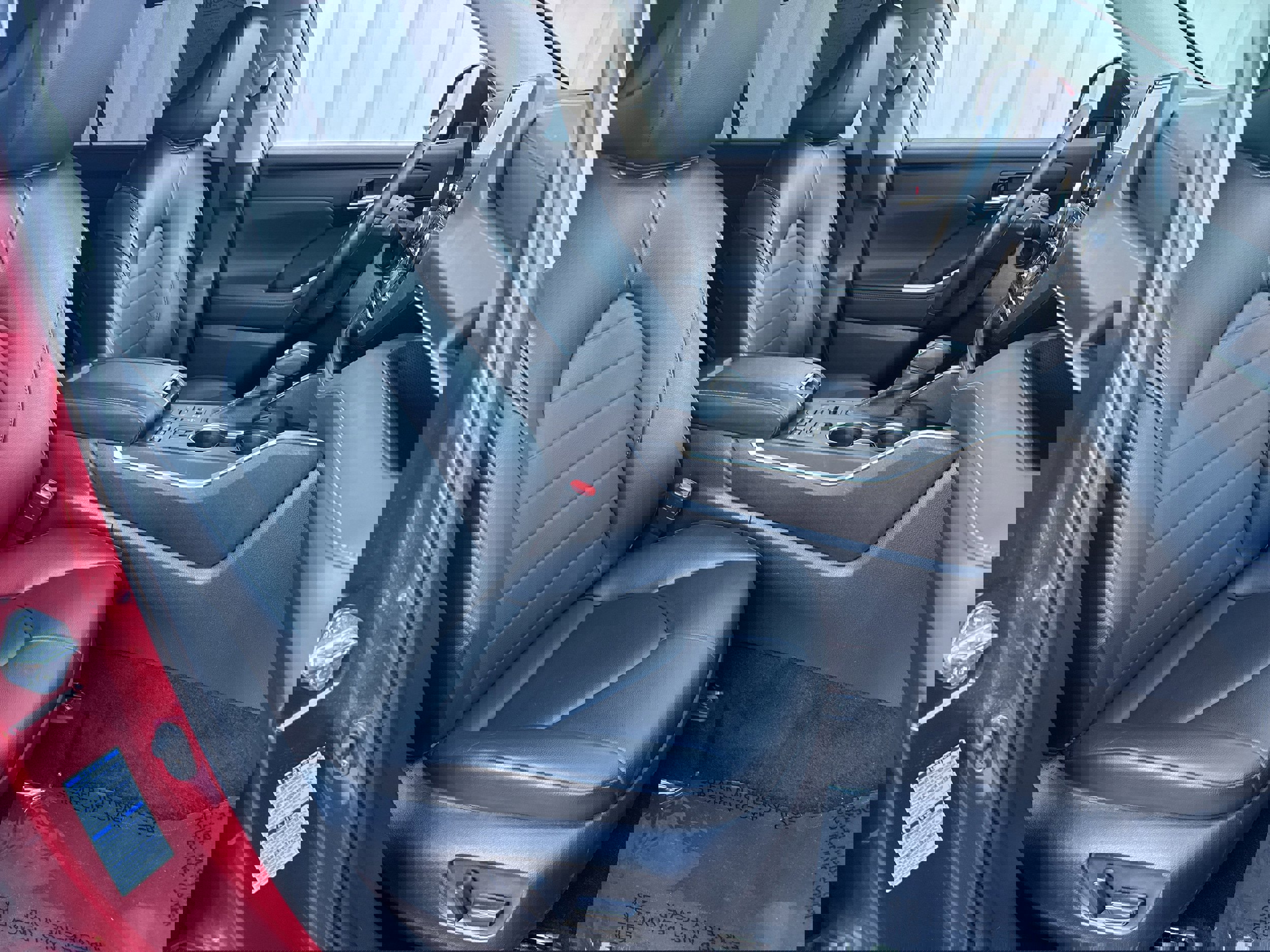 Used 2022 Toyota Highlander XLE image 17