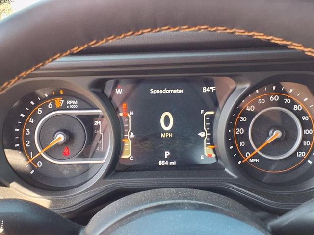 Used 2024 Jeep Gladiator Mojave w/ Steel Bumper Group image 16