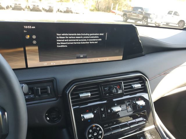 Certified 2025 Nissan Armada PRO-4X image 18