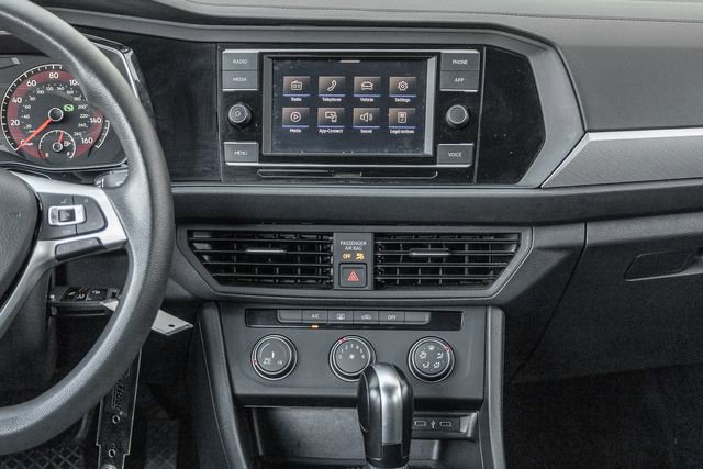 Used 2021 Volkswagen Jetta S image 7