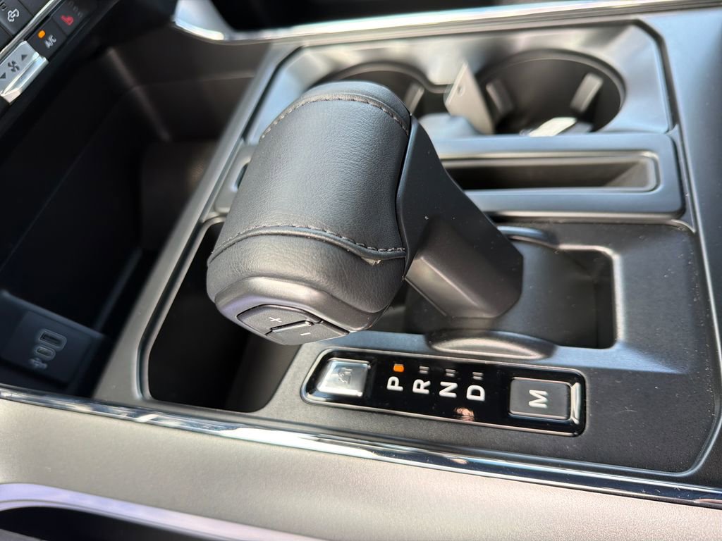 New 2026 Ford F150 XLT w/ Equipment Group 302A MID AWD/4WD image 23