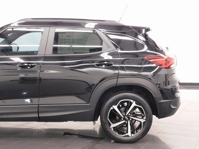 Used 2023 Chevrolet TrailBlazer RS w/ Convenience Package image 17