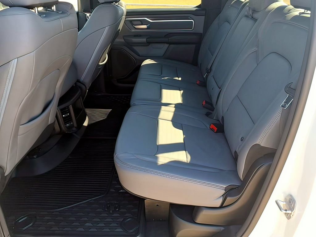 Used 2022 RAM 1500 Big Horn AWD/4WD image 21