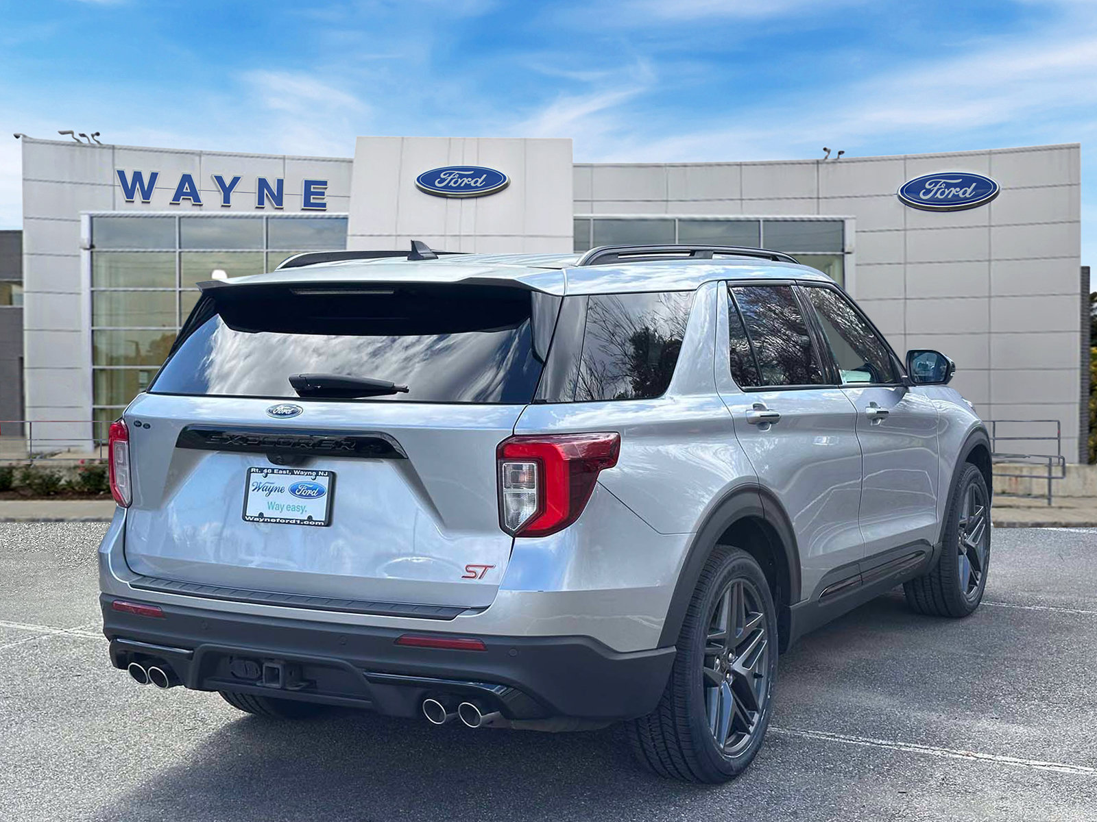 Certified 2023 Ford Explorer ST w/ Equipment Group 401A AWD/4WD image 5