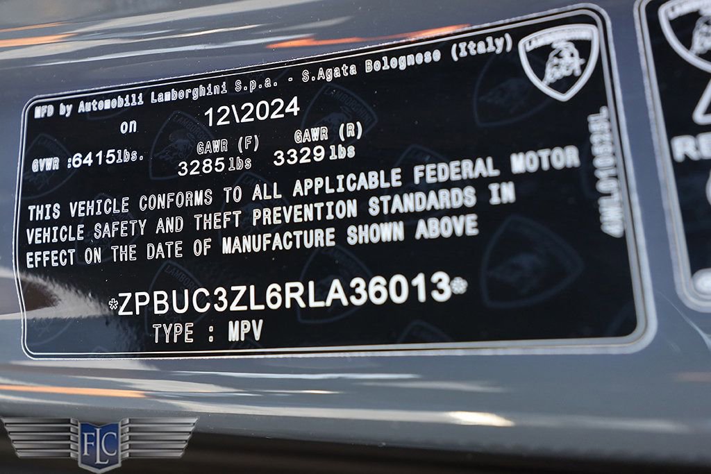 Used 2024 Lamborghini Urus Performante AWD/4WD image 46