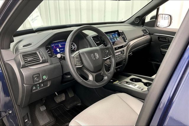 Certified 2024 Honda Passport EX-L image 17