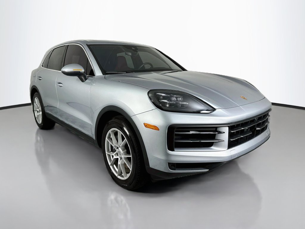 Certified 2024 Porsche Cayenne AWD/4WD image 7