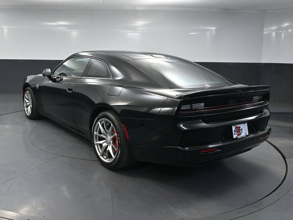 Used 2024 Dodge Charger Daytona Scat Pack w/ Plus Group AWD/4WD image 9