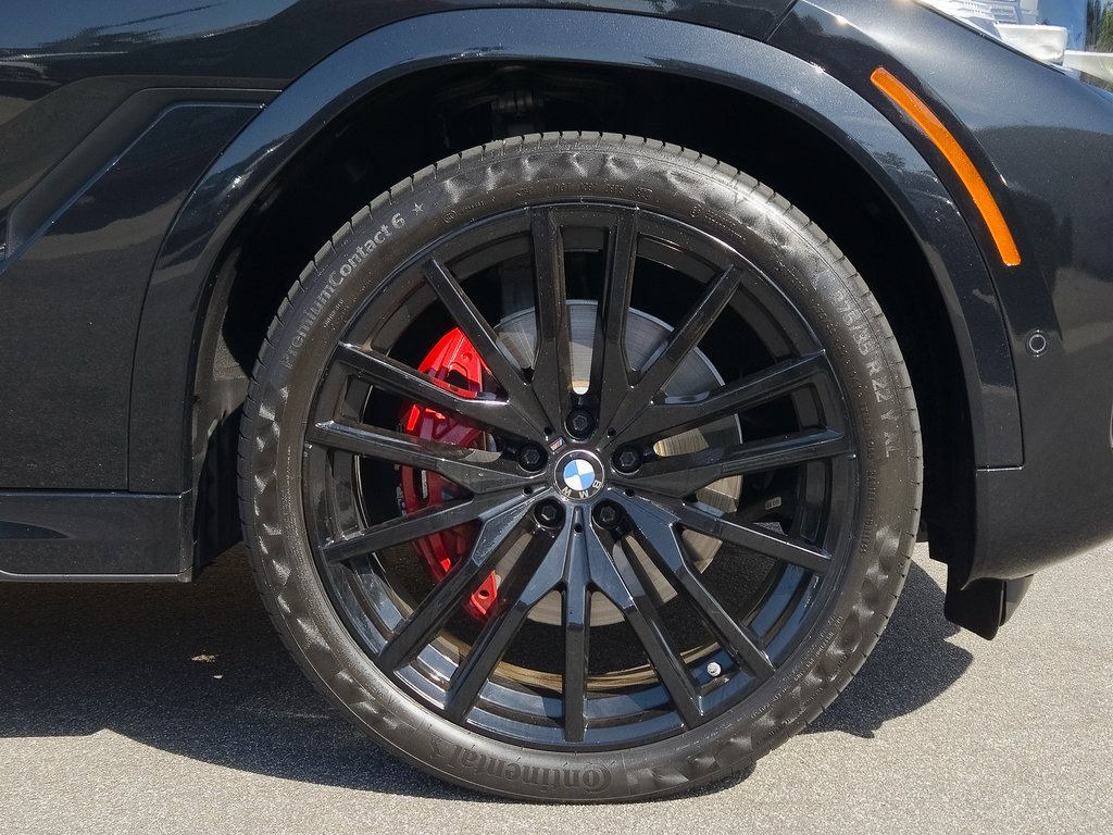 Used 2022 BMW X6 xDrive40i w/ M Sport Package image 9