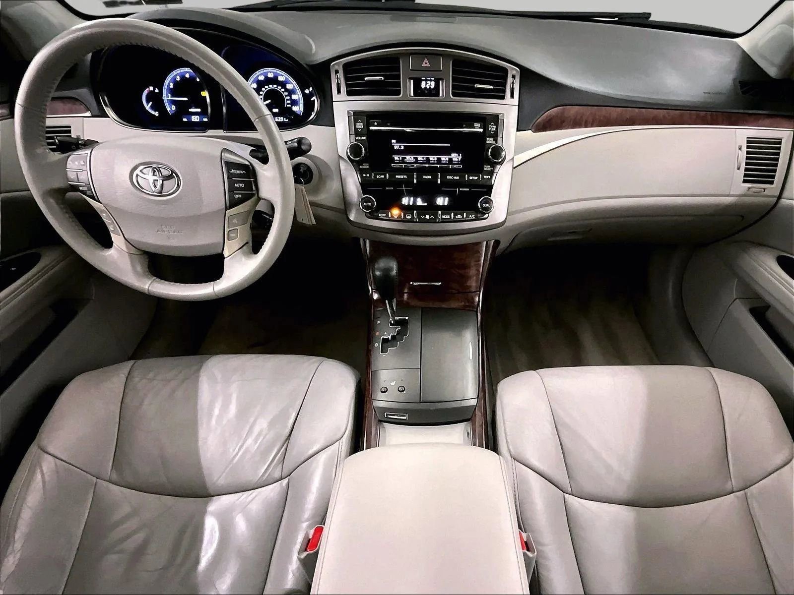 Used 2012 Toyota Avalon FWD image 15