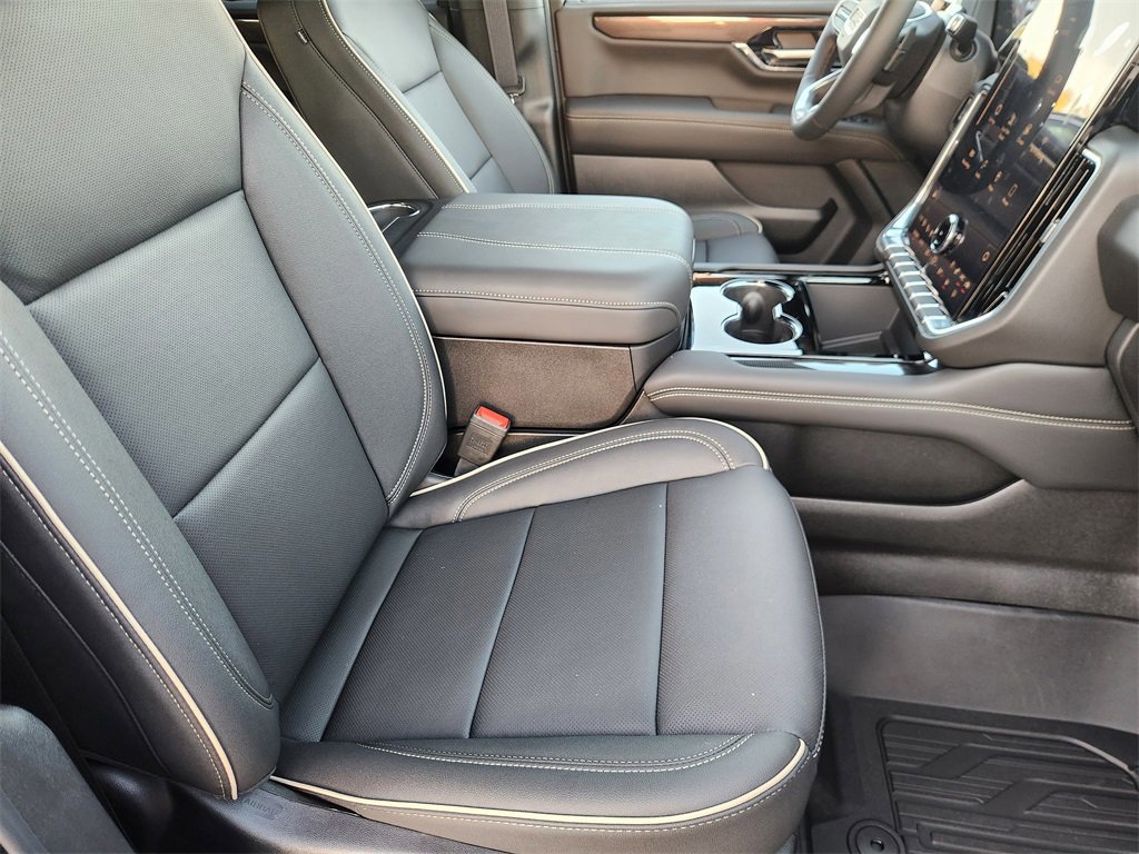 New 2026 GMC Yukon Elevation w/ Elevation Premium Package image 9