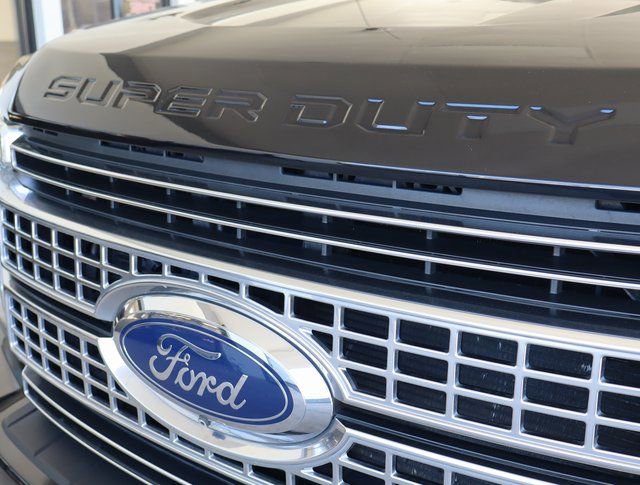 Used 2017 Ford F350 Platinum w/ Platinum Ultimate Package image 57