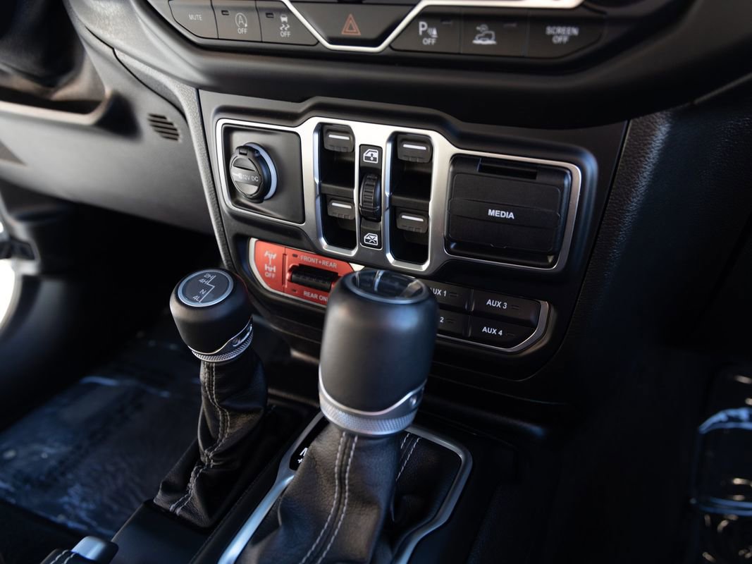 Used 2020 Jeep Gladiator Rubicon w/ Uconnect 4C Nav & Sound Group image 26