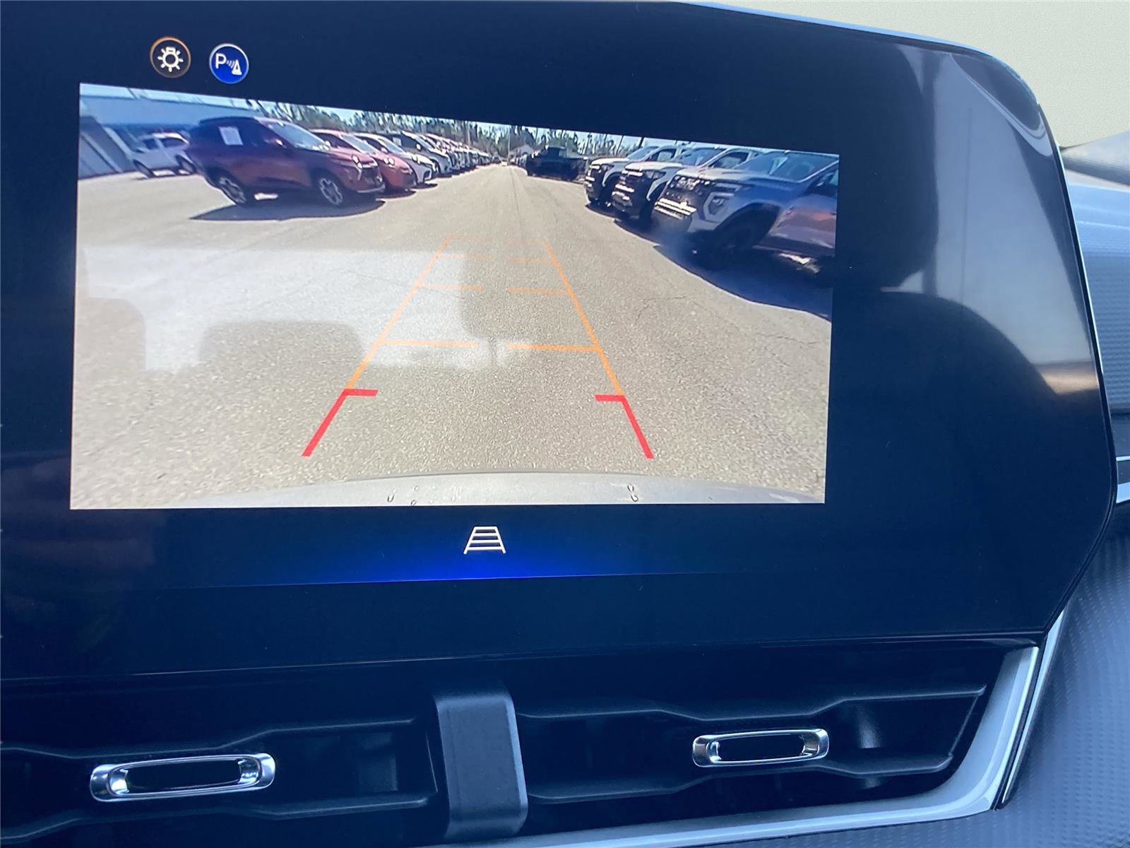 New 2026 Chevrolet Equinox LT w/ Convenience Package II image 27