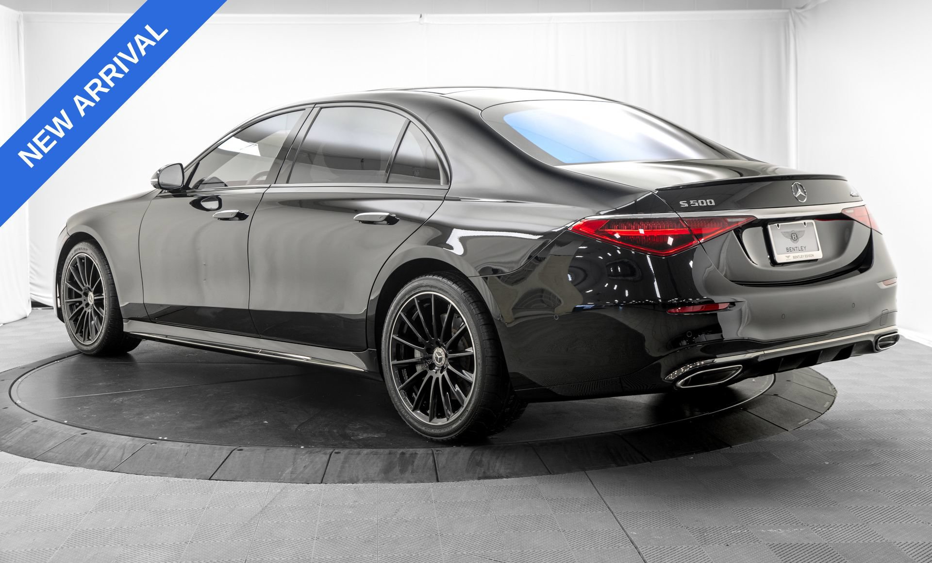 Used 2023 Mercedes-Benz S 500 4MATIC image 5