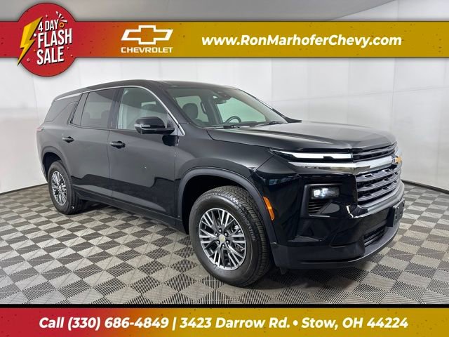 Used 2024 Chevrolet Traverse LS image 1