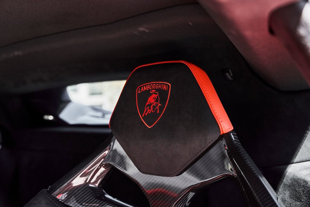 Used 2023 Lamborghini Huracan Tecnica image 48