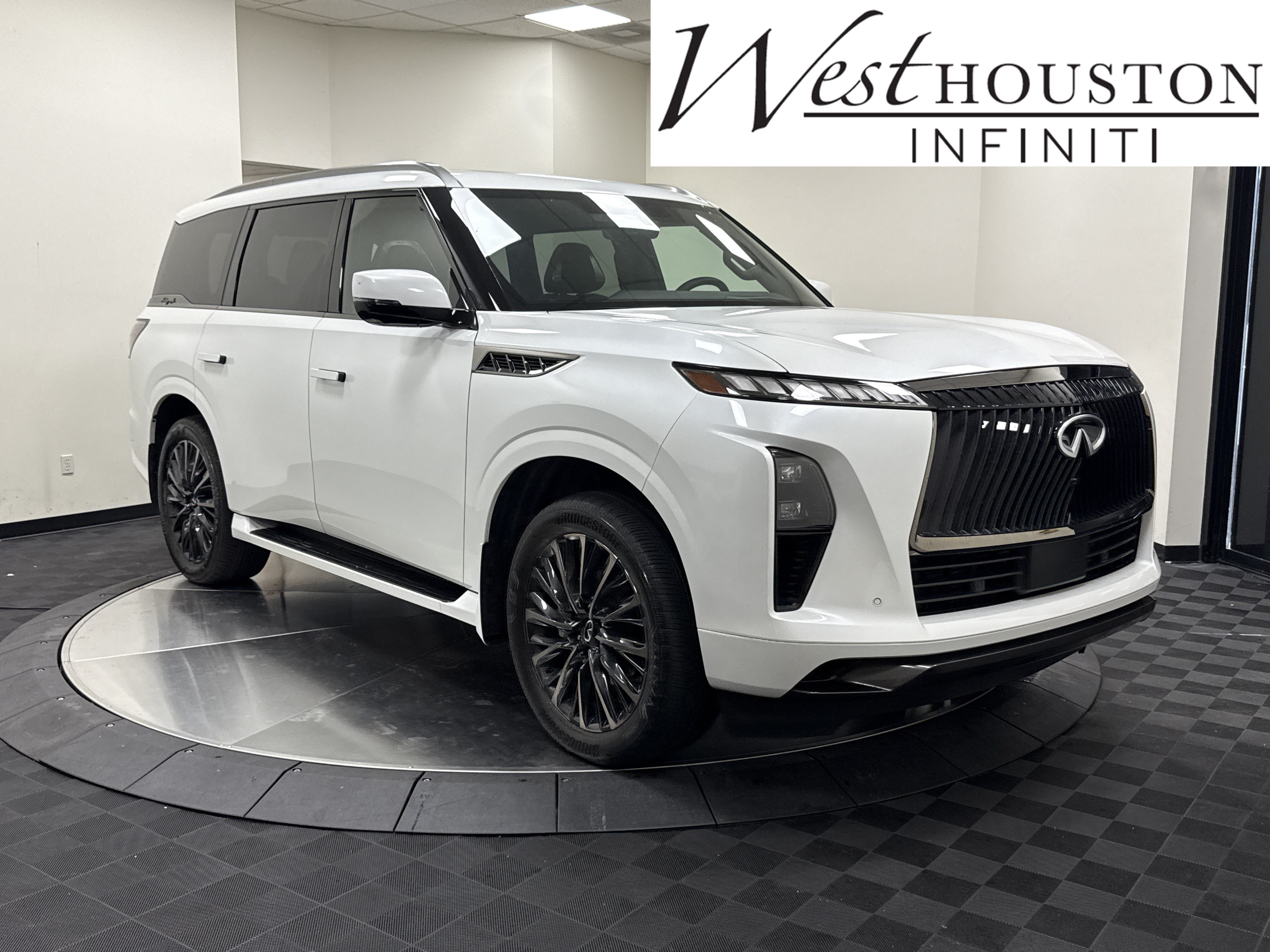 Certified 2026 INFINITI QX80 Autograph w/ Premium Cargo Package AWD/4WD image 1