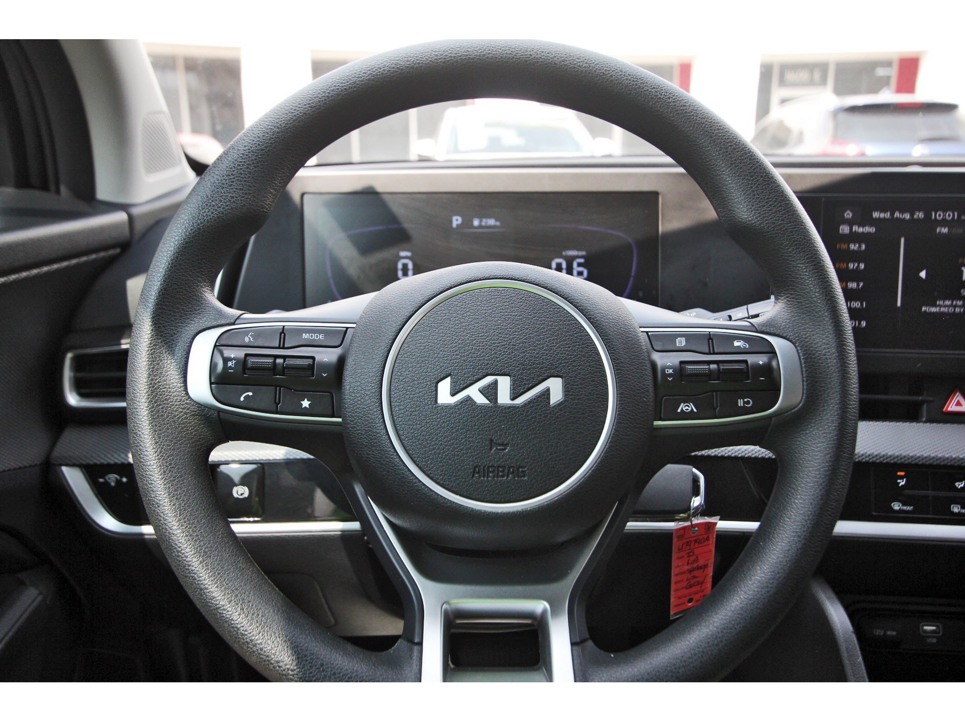 Certified 2025 Kia Sportage LX FWD image 15