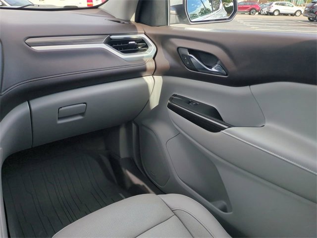 Used 2018 GMC Acadia SLT image 17