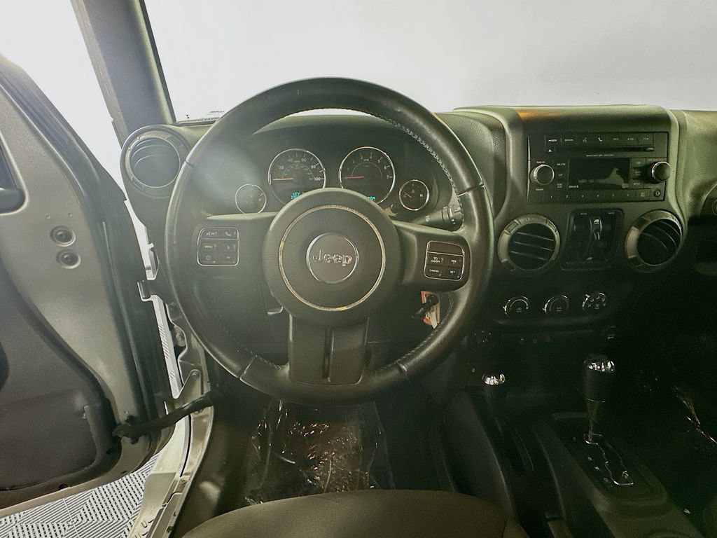 Used 2015 Jeep Wrangler Unlimited Sport w/ Quick Order Package 24S AWD/4WD image 15
