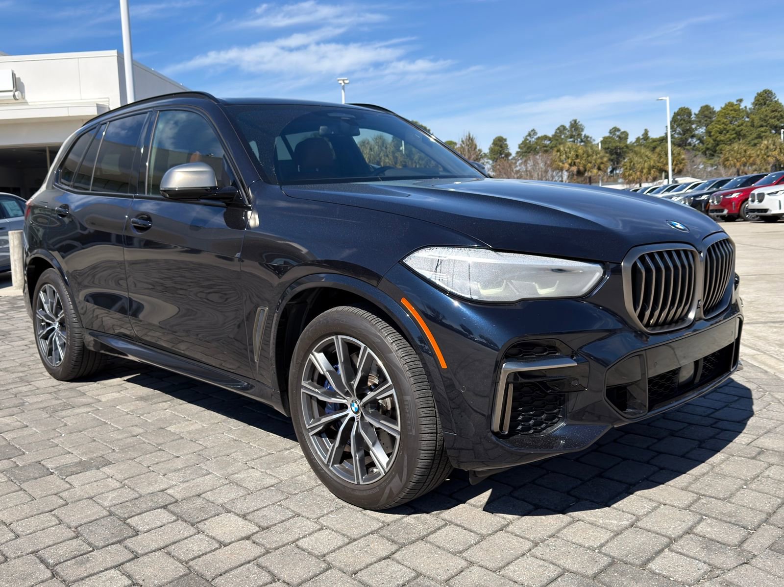 Used 2022 BMW X5 M50i image 7