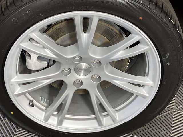 Used 2023 Tesla Model Y Long Range AWD/4WD image 28