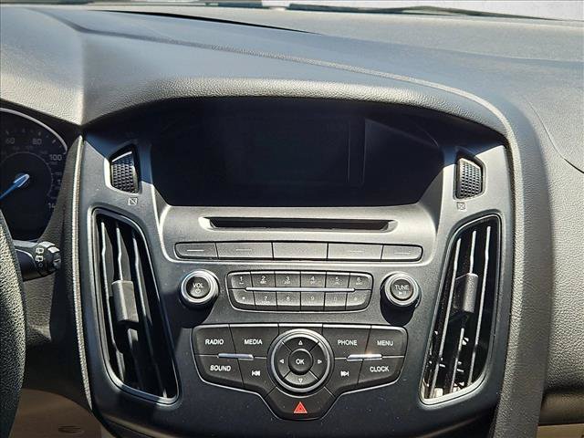 Used 2016 Ford Focus SE FWD image 13