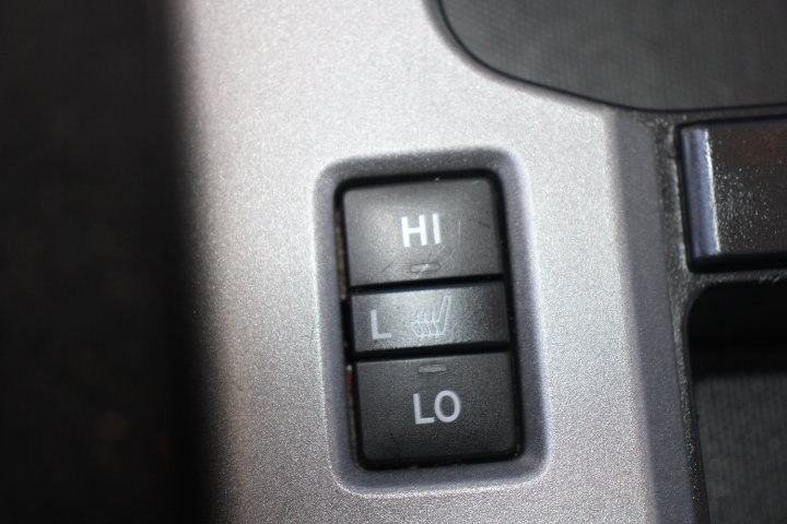 Used 2020 Toyota Sequoia Platinum AWD/4WD image 17