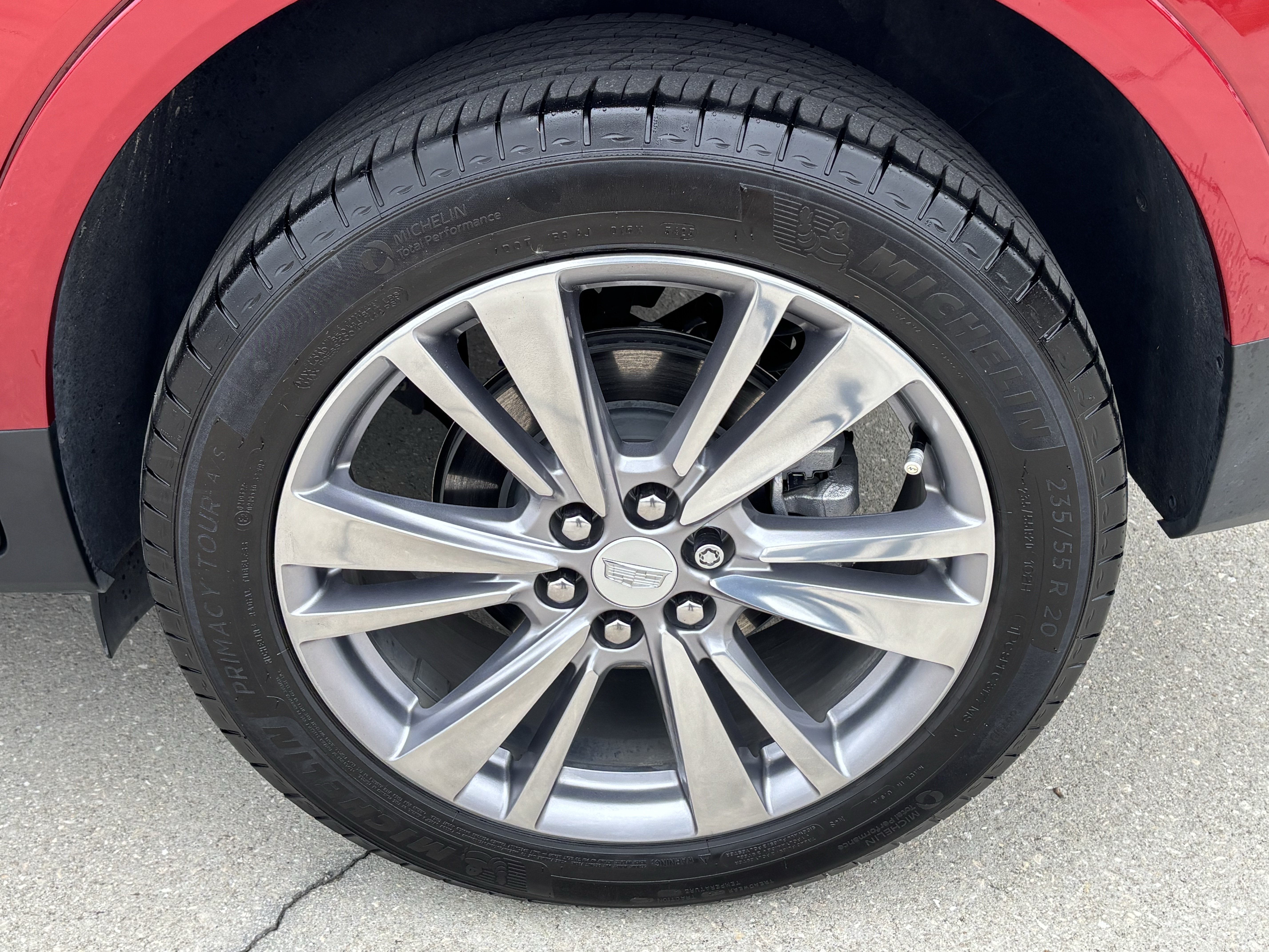 Certified 2024 Cadillac XT5 Premium Luxury FWD image 13