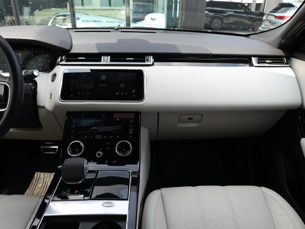 Used 2023 Land Rover Range Rover Velar R-Dynamic S AWD/4WD image 25