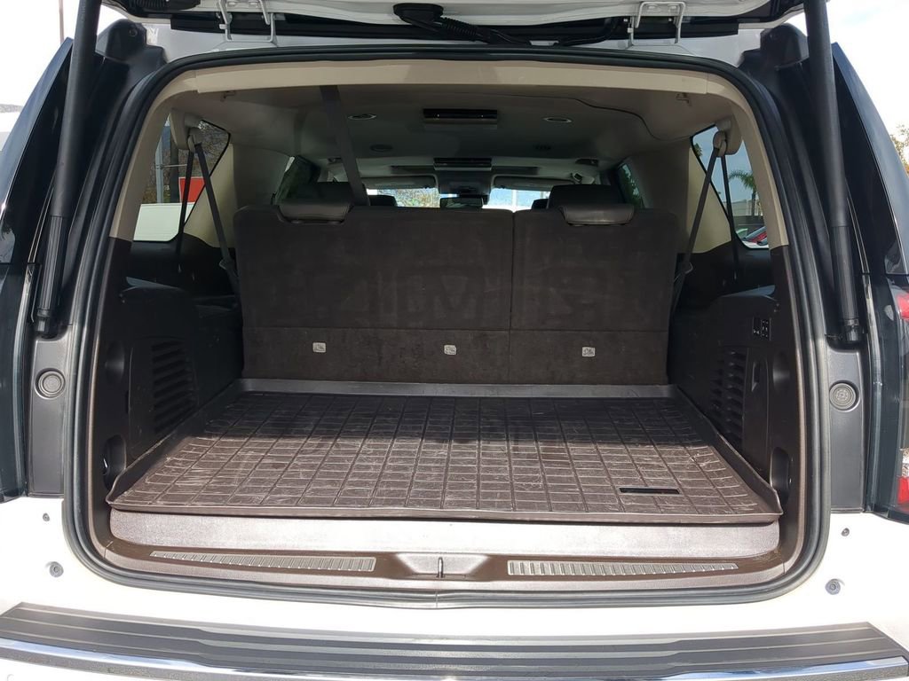 Used 2020 GMC Yukon XL Denali w/ Open Road Package image 29