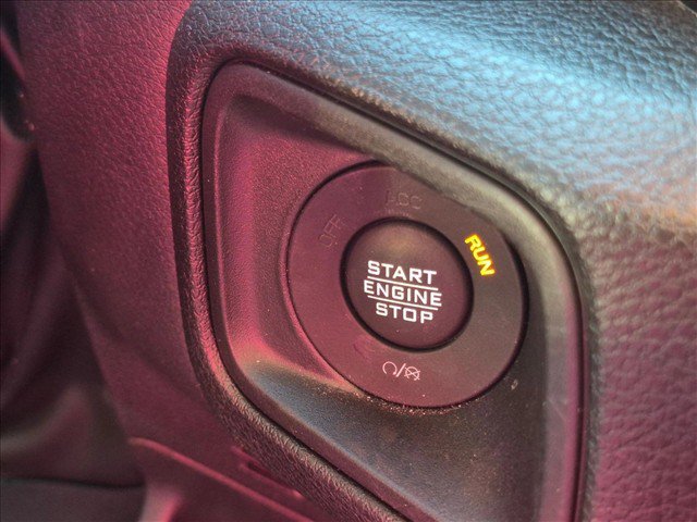 Used 2024 Jeep Gladiator Sport AWD/4WD image 17