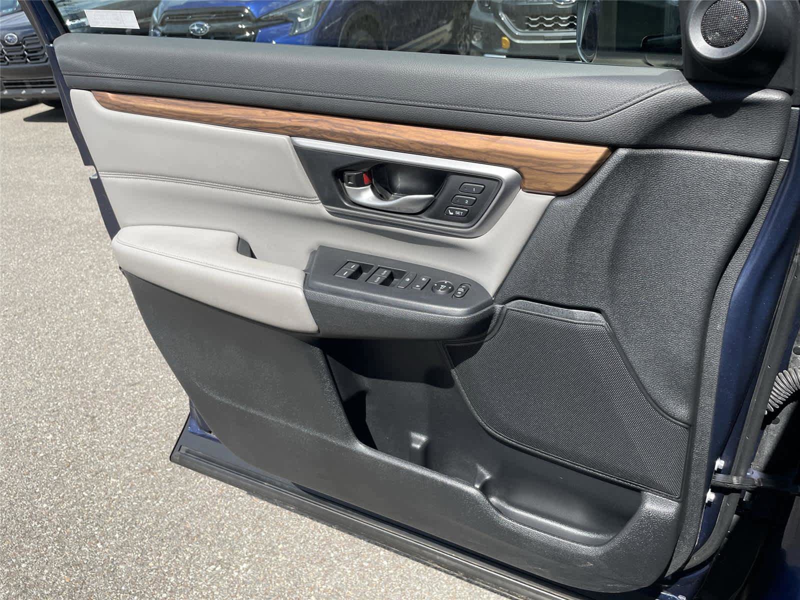 Used 2020 Honda CR-V EX-L image 26