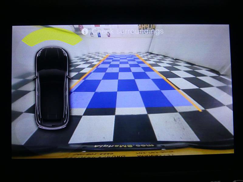 Used 2018 Porsche Macan Turbo image 10