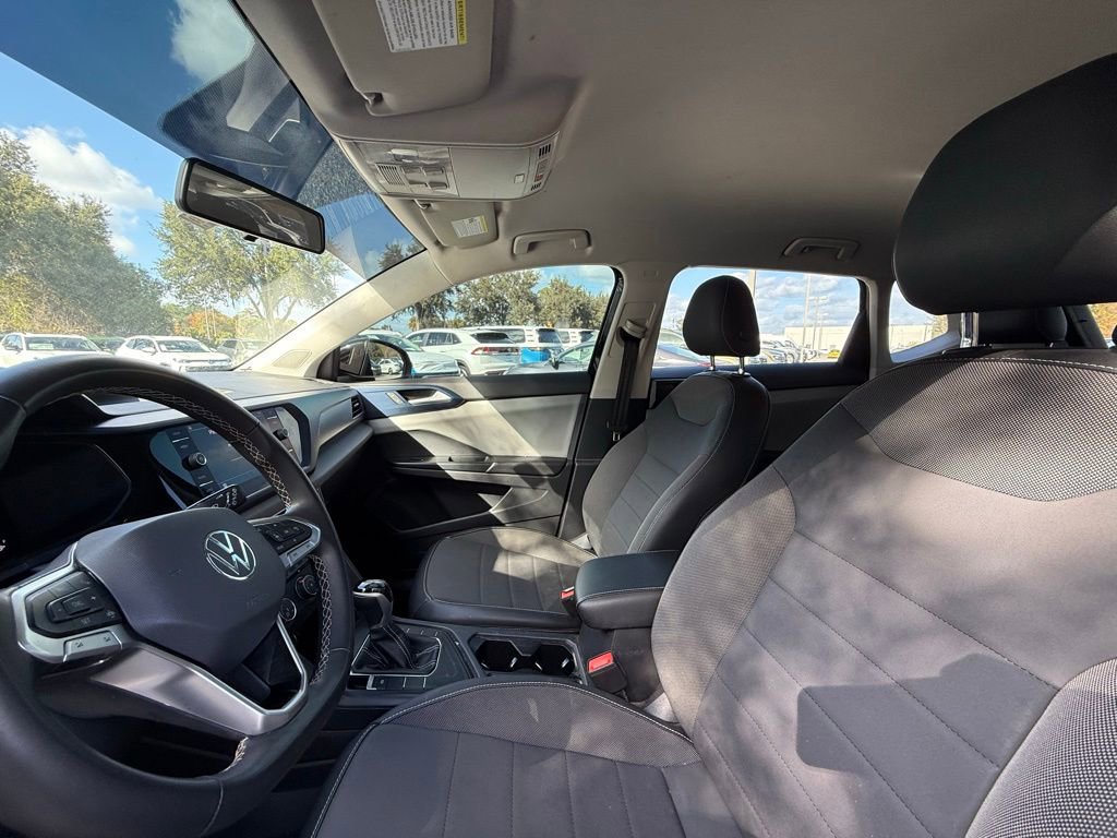Used 2022 Volkswagen Taos SE image 18