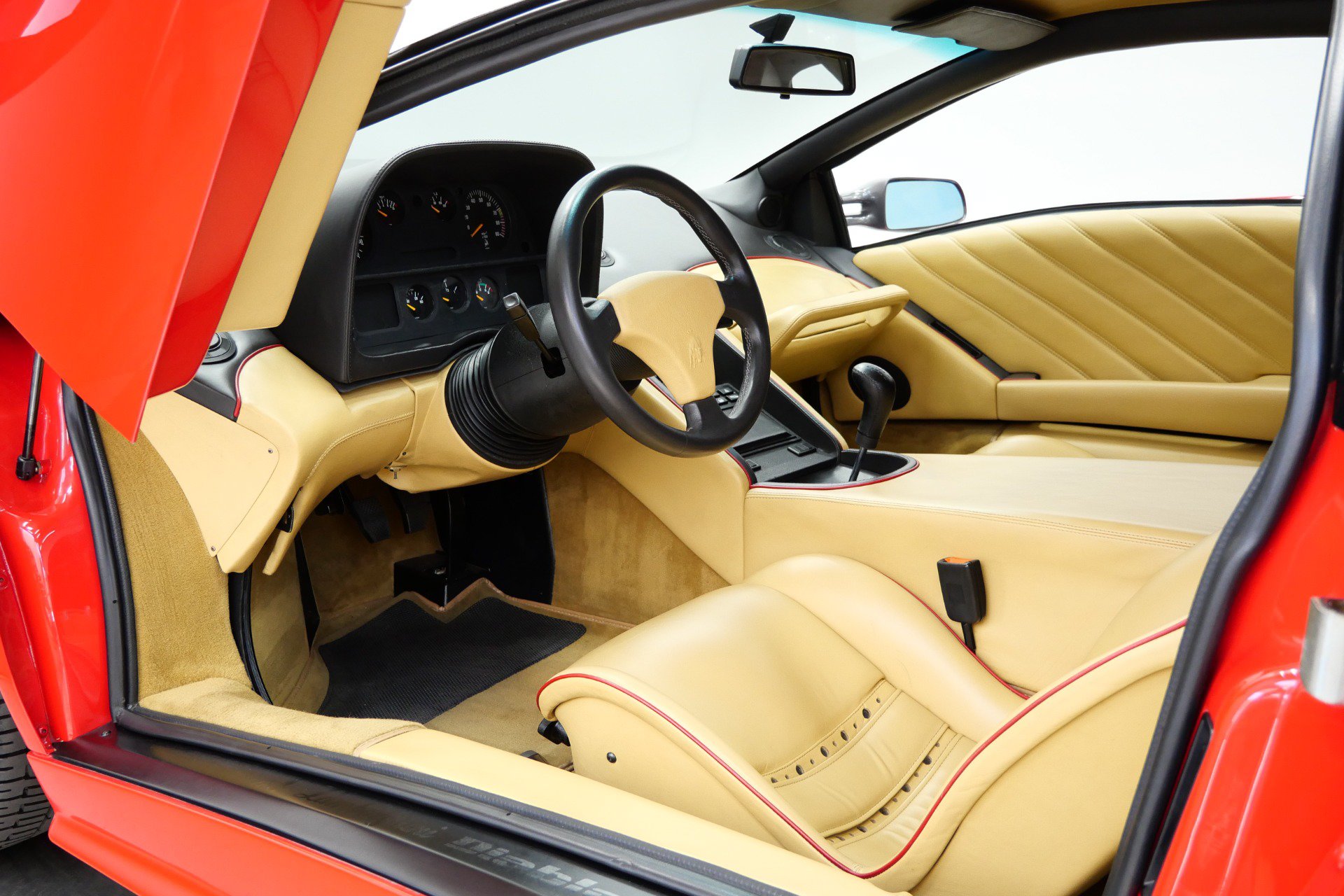Used 1991 Lamborghini Diablo Coupe RWD image 20