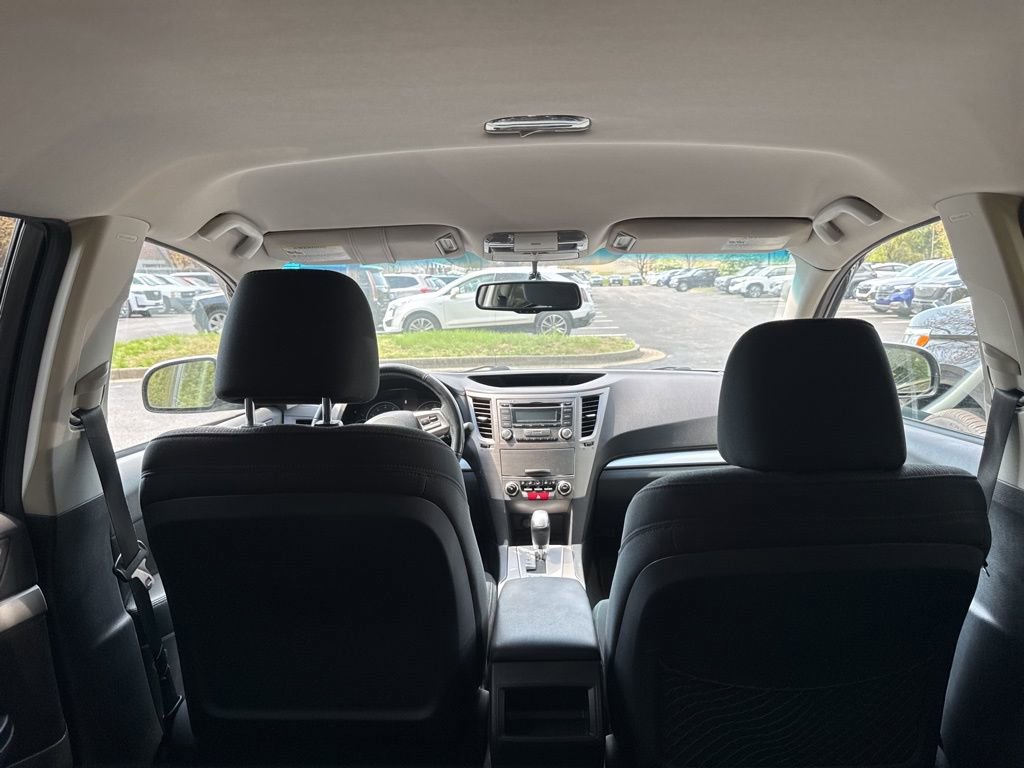 Used 2013 Subaru Outback 2.5i Premium w/ All-Weather Pkg image 11