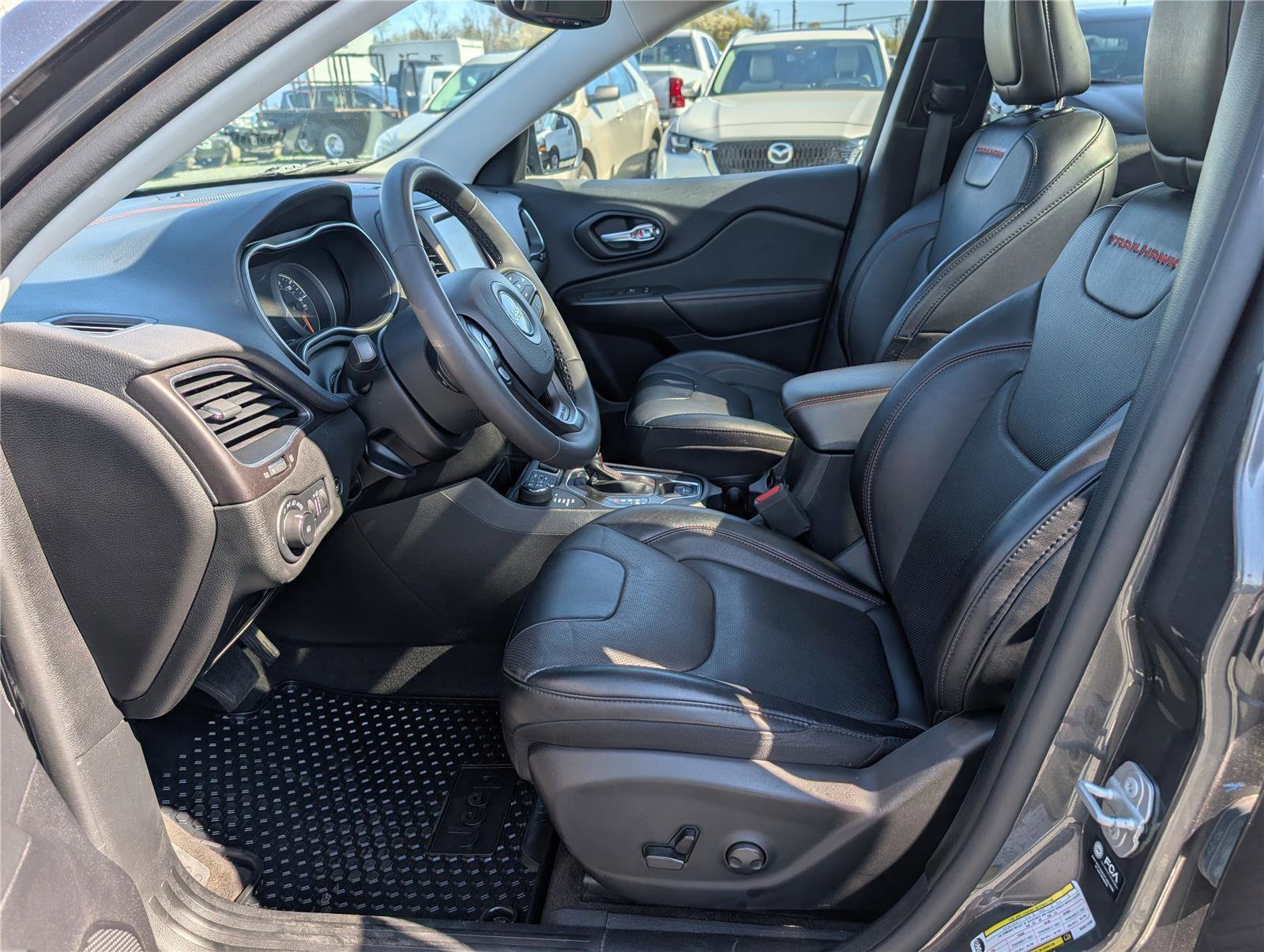 Used 2022 Jeep Cherokee Trailhawk w/ Sun, Sound & Nav Group image 18