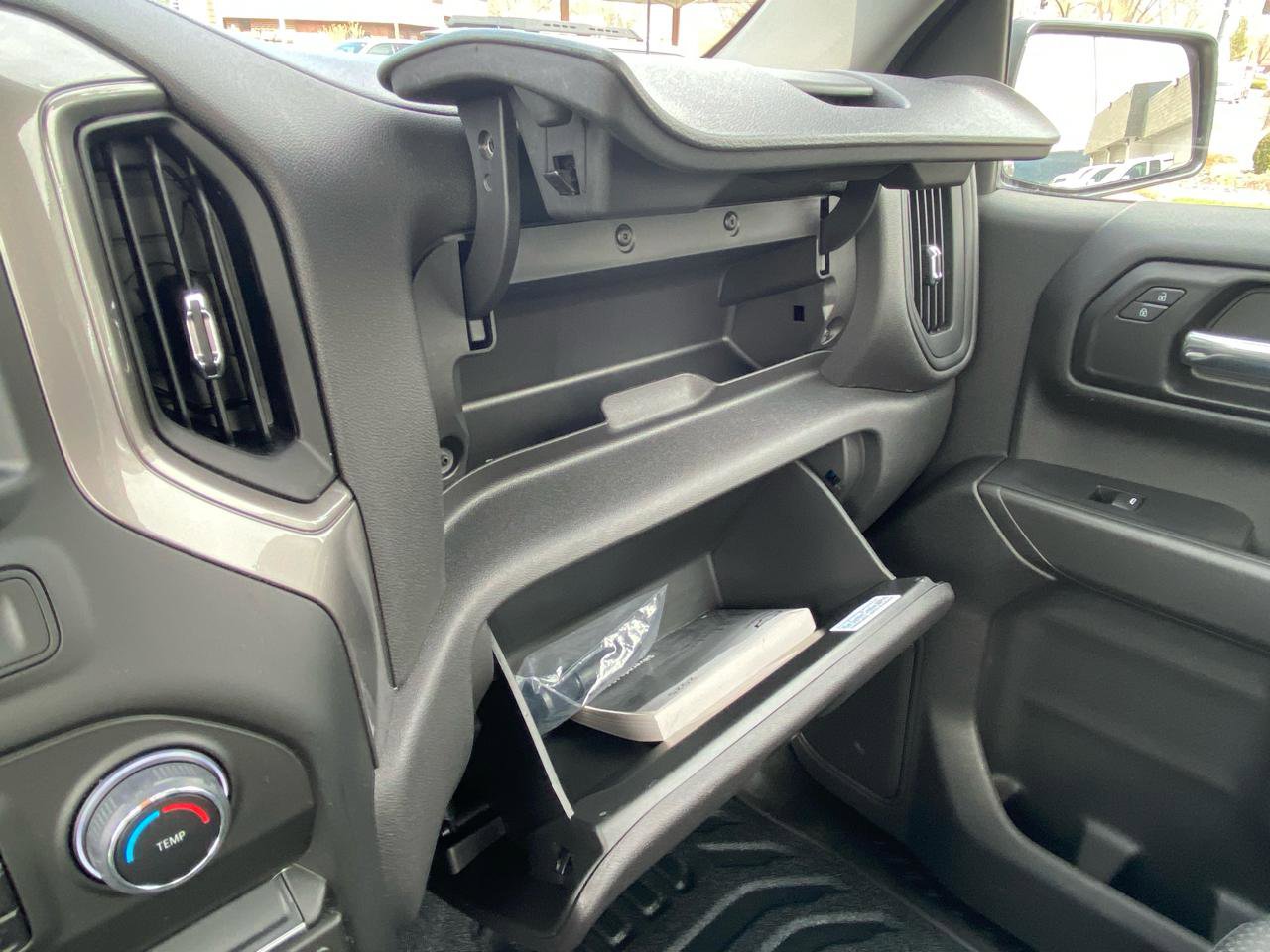 Used 2025 Chevrolet Silverado 1500 W/T RWD image 26