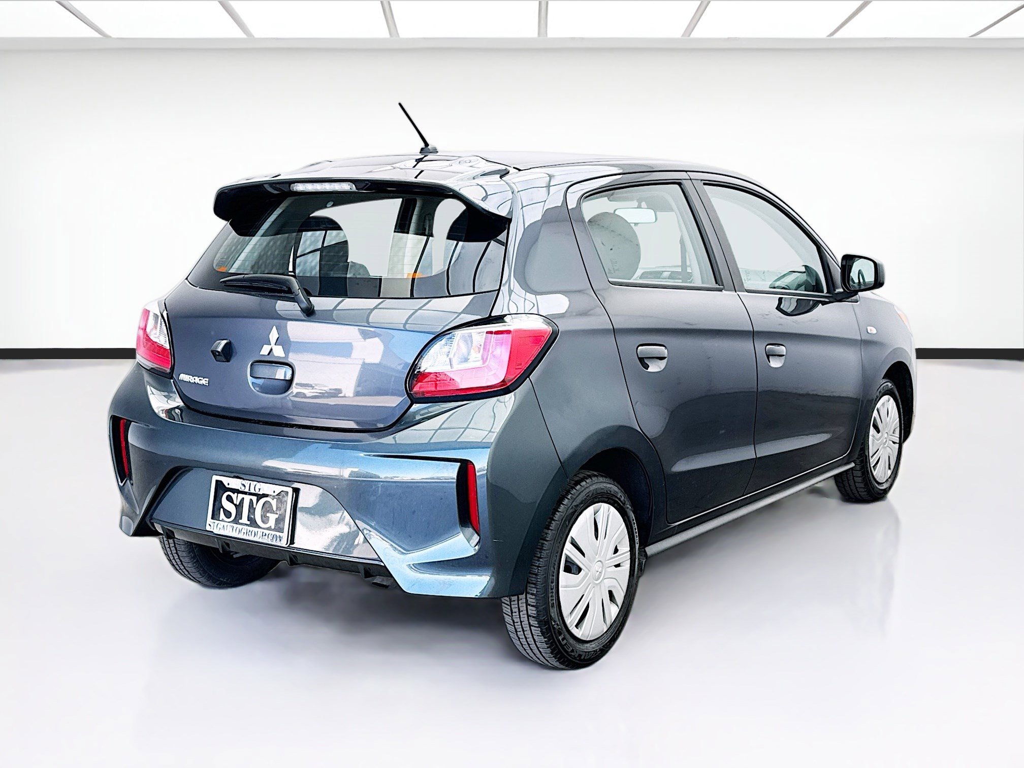Used 2024 Mitsubishi Mirage ES FWD image 4
