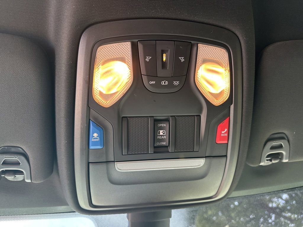 Used 2020 RAM 2500 Big Horn w/ Level 2 Equipment Group AWD/4WD image 37
