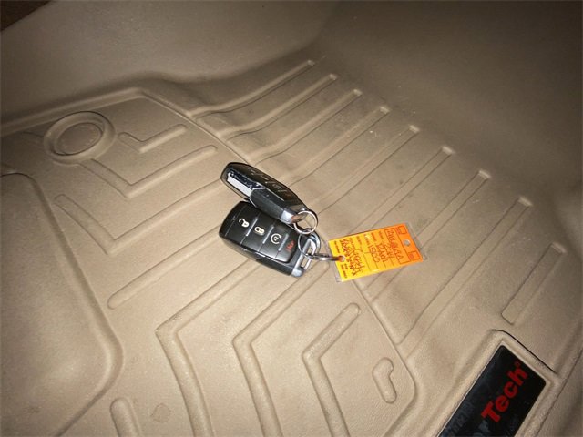 Used 2019 RAM 1500 Laramie image 29