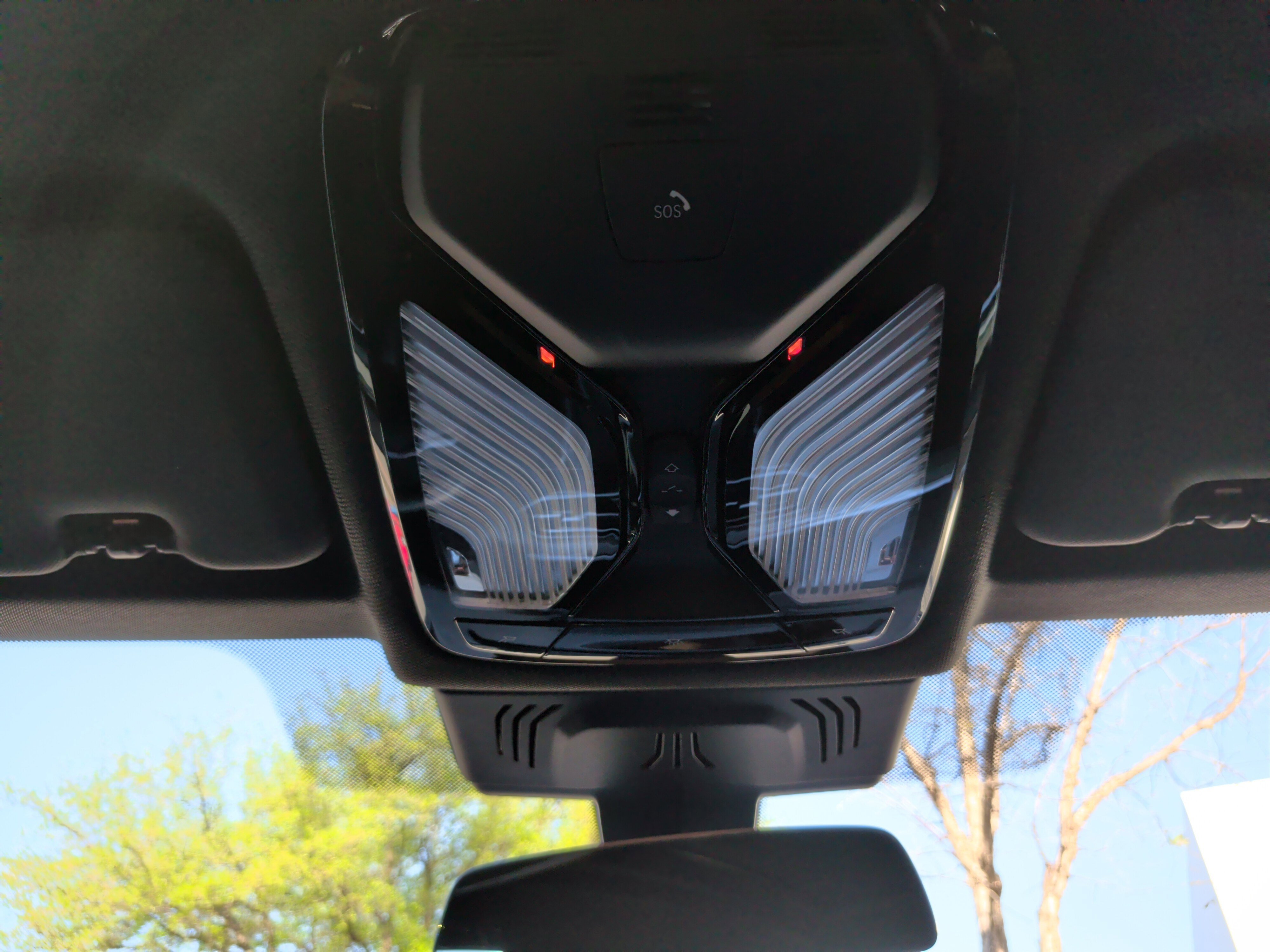 Certified 2023 BMW X6 M50i w/ Executive Package image 31