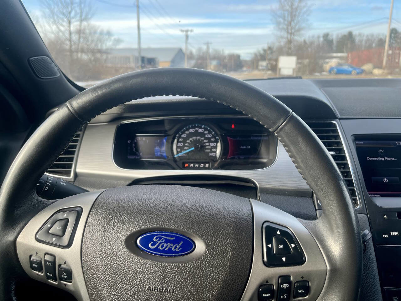 Used 2013 Ford Taurus SEL image 14