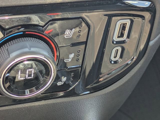 Certified 2024 Chevrolet Silverado 1500 High Country w/ High Country Premium Package AWD/4WD image 28